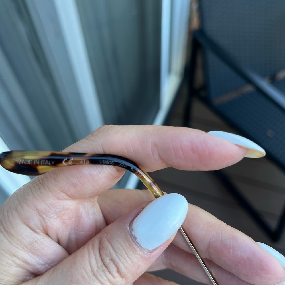 Victoria Beckham Black and Gold Aviator Glasses - Picture 8 of 8